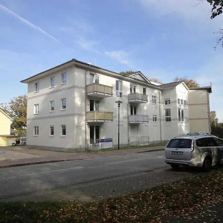 Katrina - Nahe Dem Rathaus * Граль-Мюриц