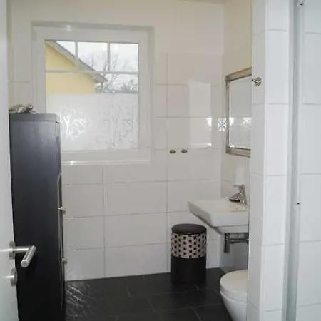 Katrina - Nahe Dem Rathaus * Граль-Мюриц