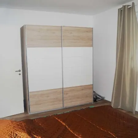 Katrina - Nahe Dem Rathaus Апартаменты